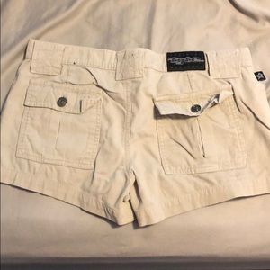 Beige Tyte shorts